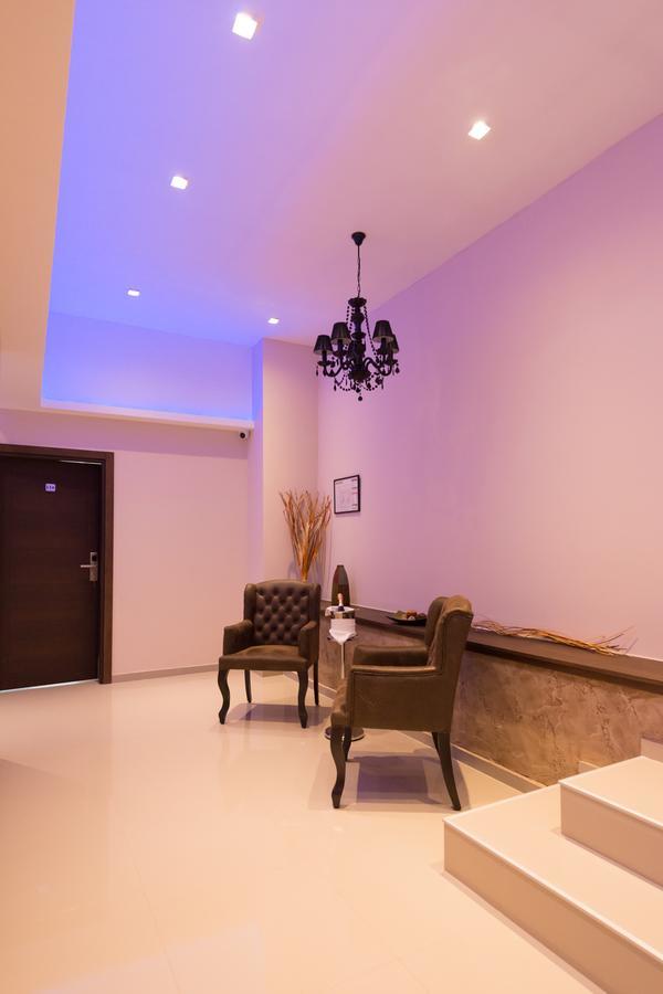 Hotel Crystal Pecinci Dış mekan fotoğraf