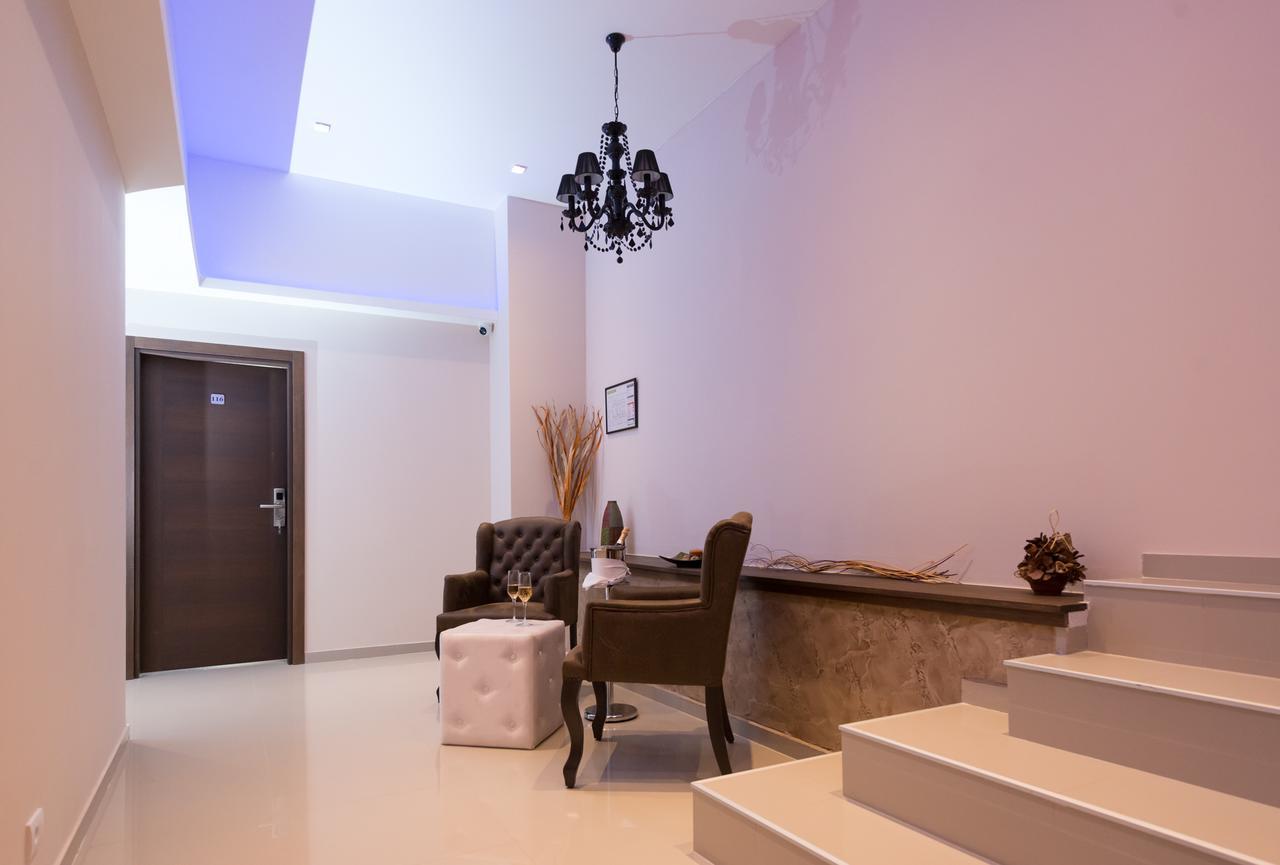 Hotel Crystal Pecinci Dış mekan fotoğraf