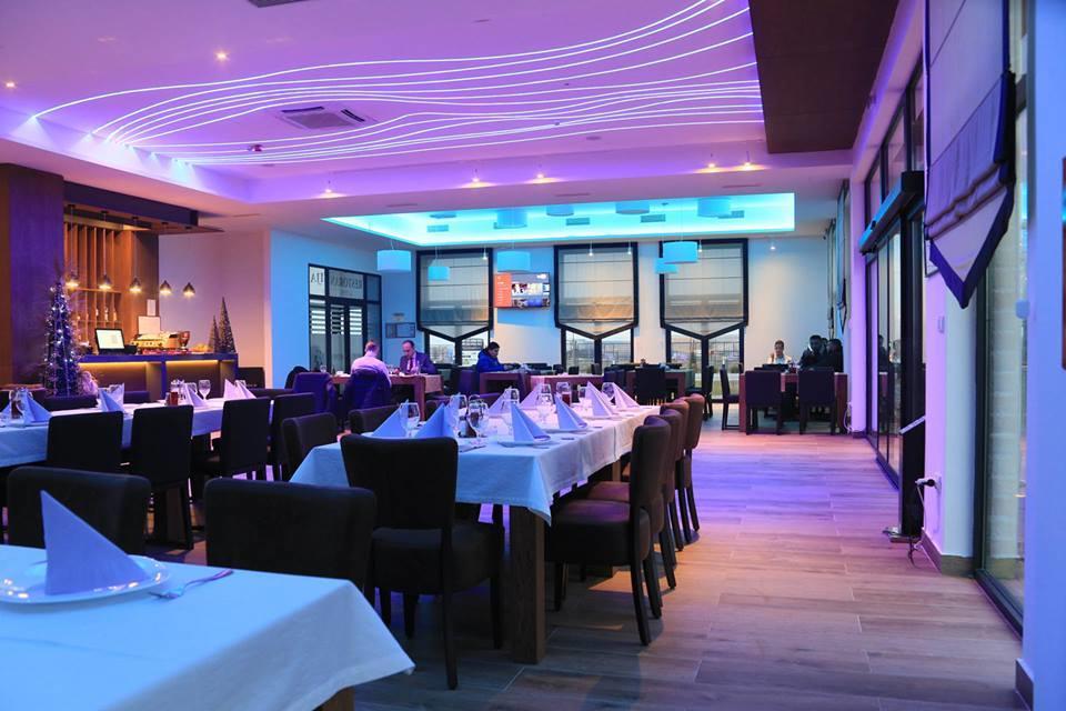Hotel Crystal Pecinci Dış mekan fotoğraf