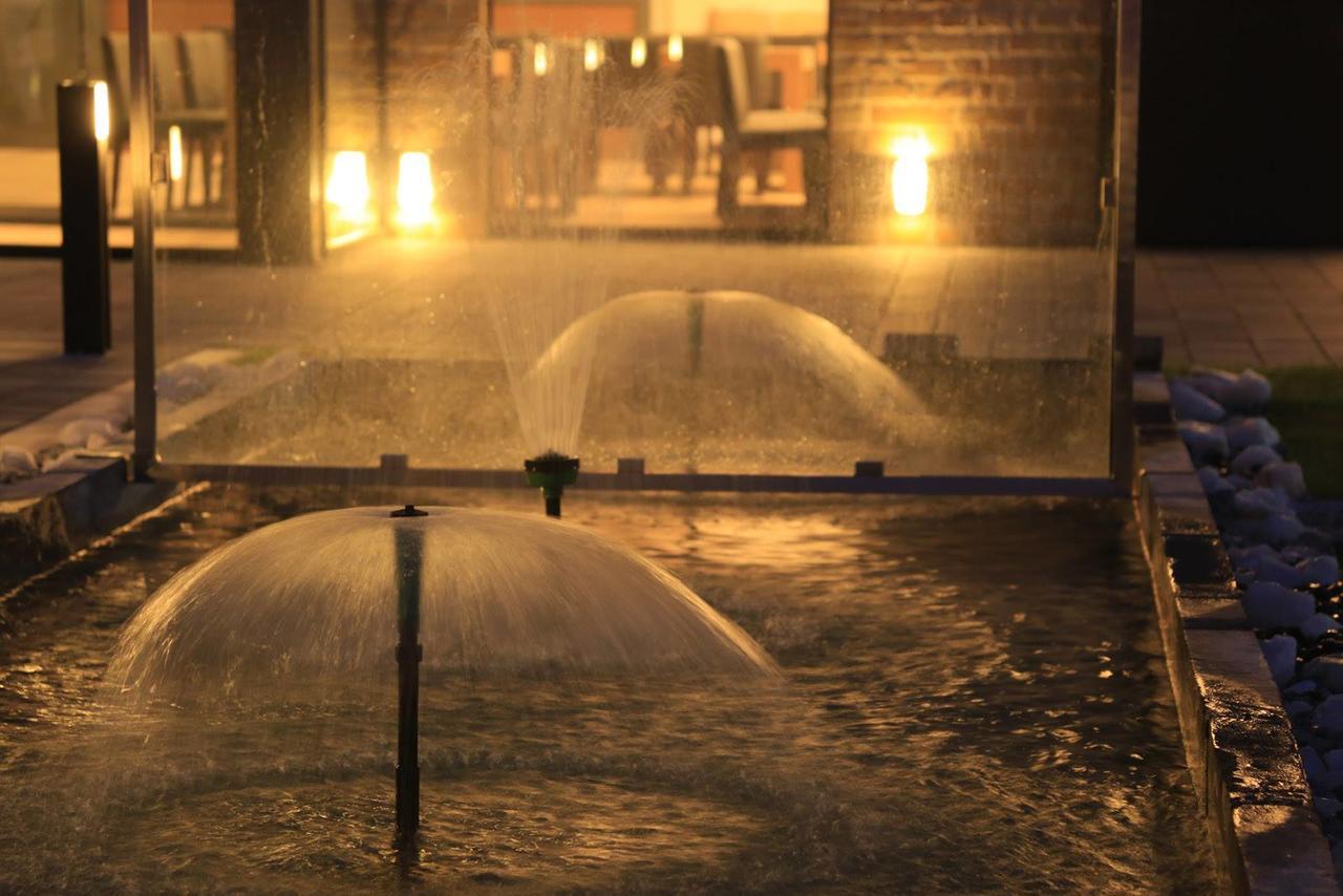 Hotel Crystal Pecinci Dış mekan fotoğraf