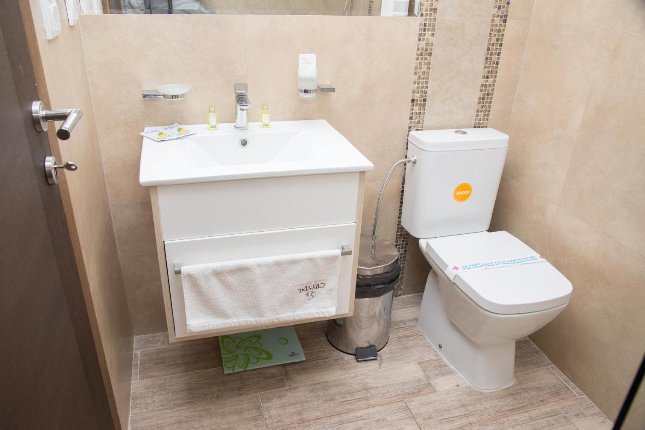 Hotel Crystal Pecinci Dış mekan fotoğraf