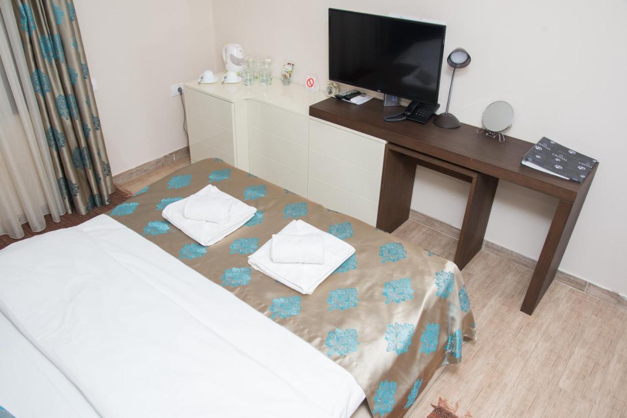 Hotel Crystal Pecinci Dış mekan fotoğraf