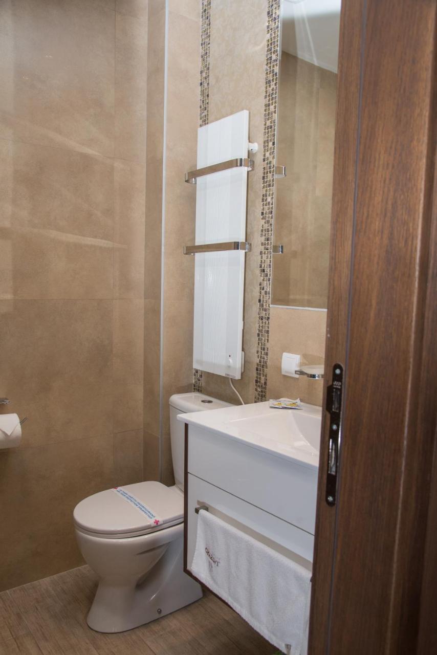Hotel Crystal Pecinci Dış mekan fotoğraf