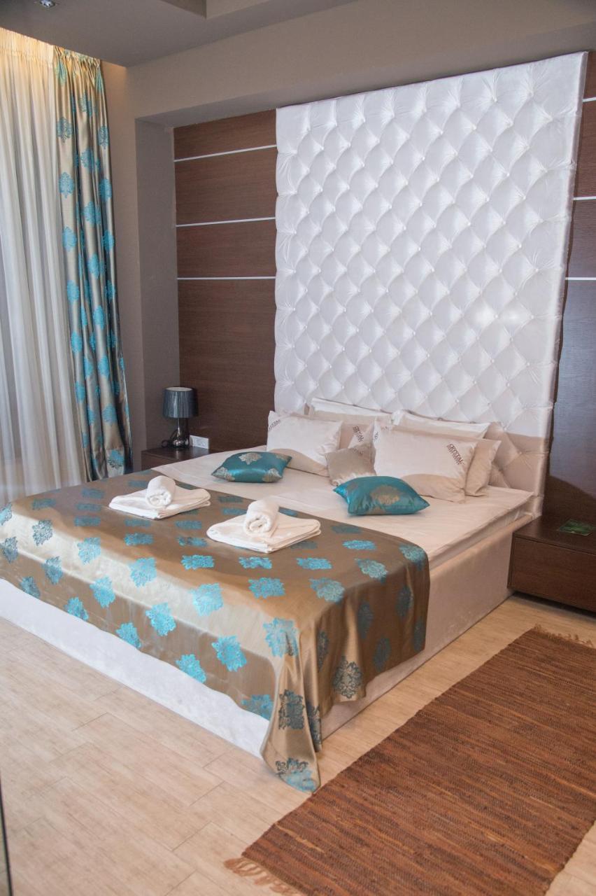 Hotel Crystal Pecinci Dış mekan fotoğraf